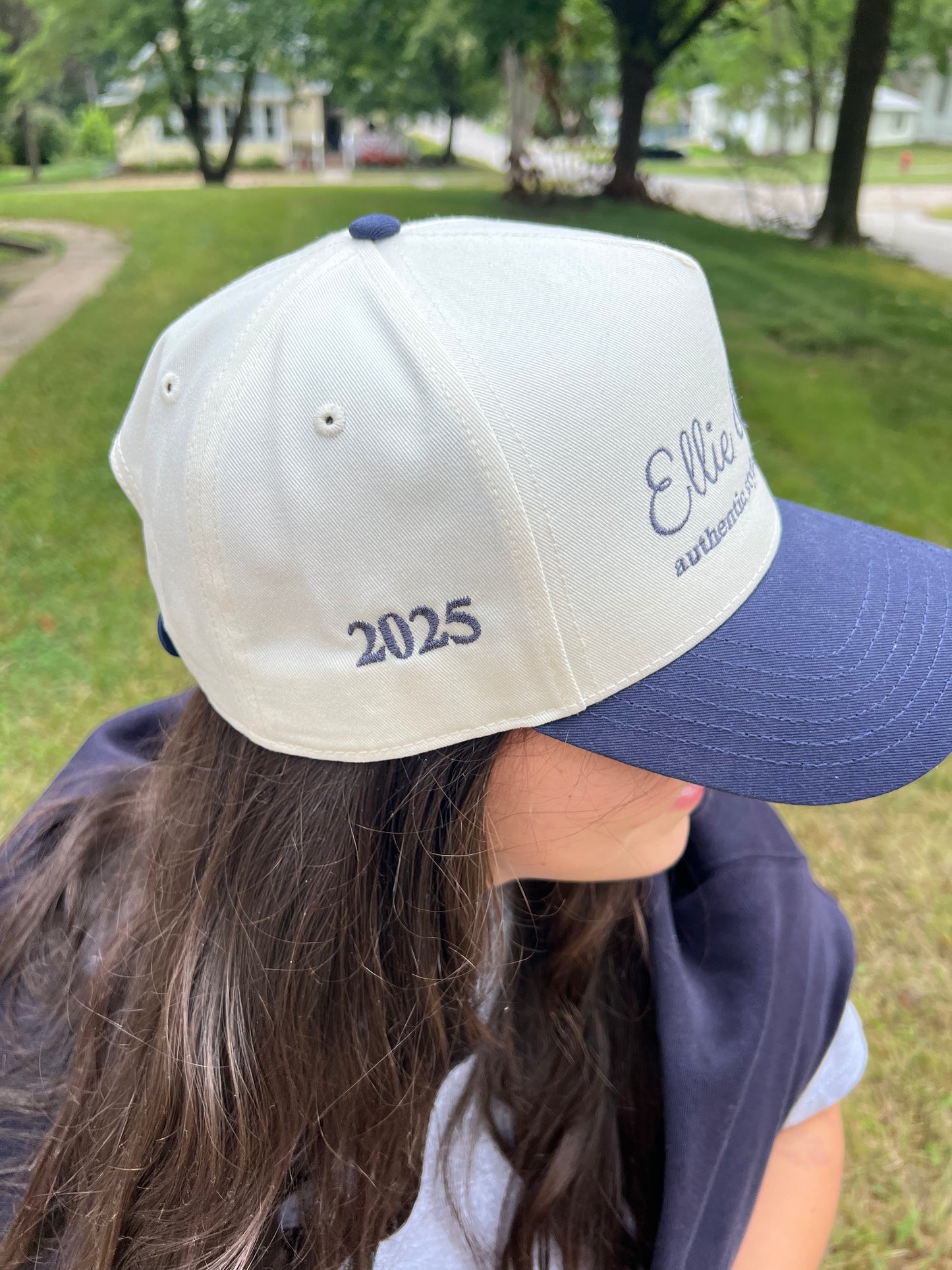 Ellie Everyday Frame Two Tone Cap